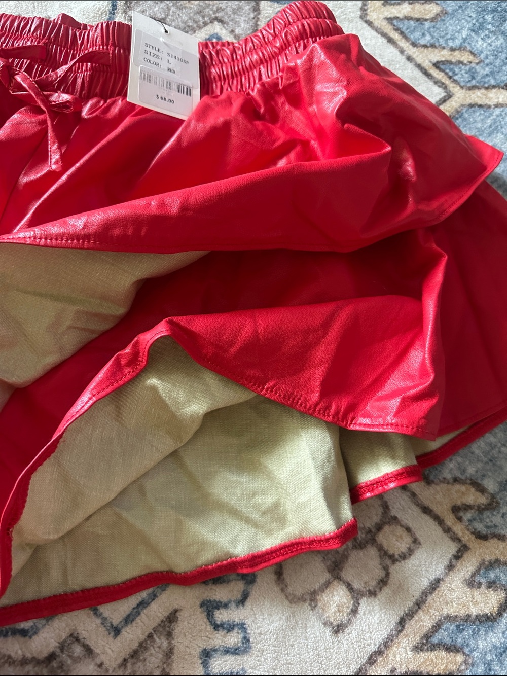 Red Ruffled pleather Shorts - Picture 4 of 5